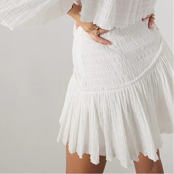 Sovere Studio Reason Mini Skirt Chalk White XS F - Picture 3 of 8
